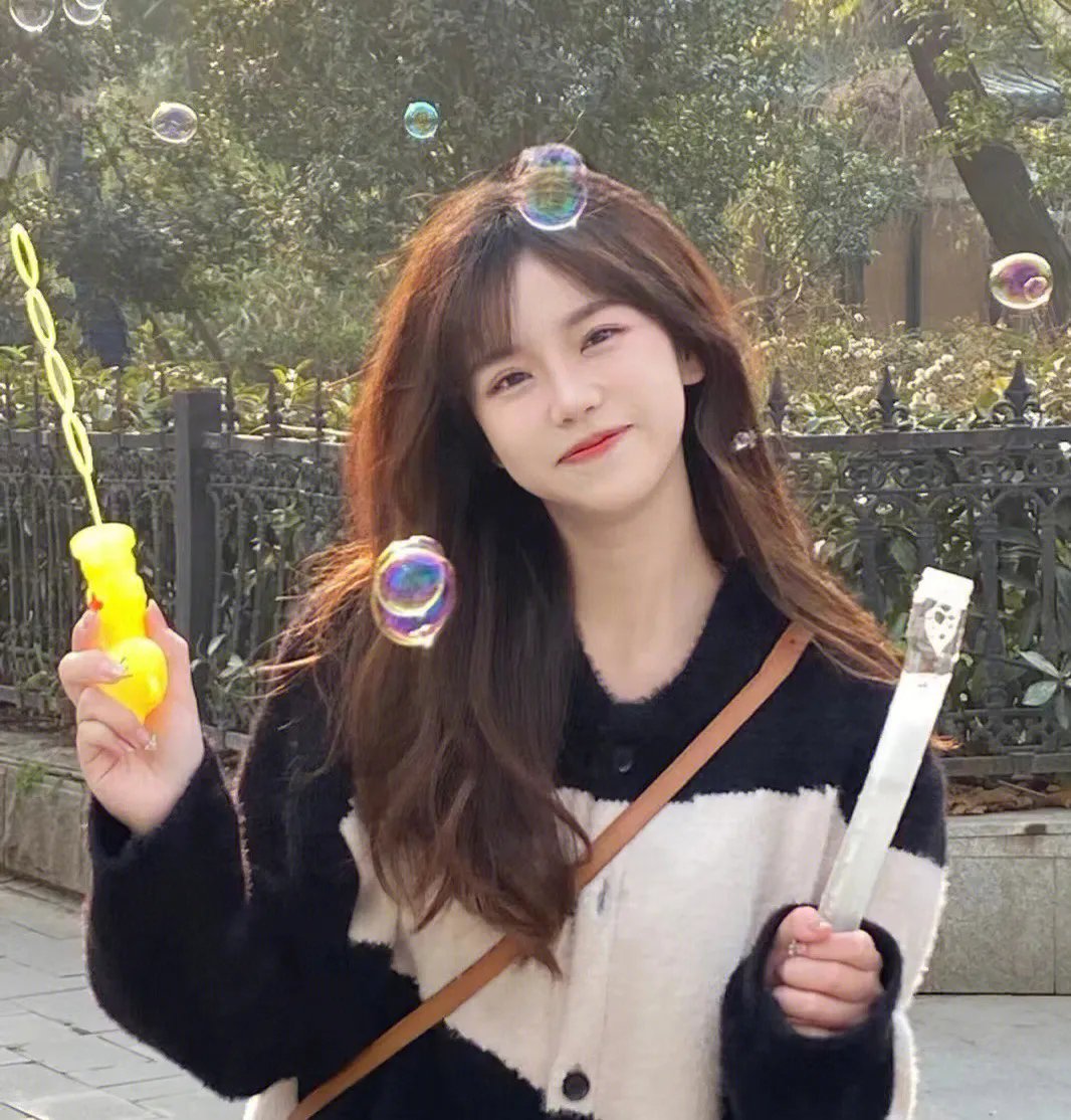 想吃掉我的非人少女